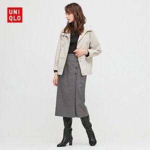 Uniqlo Narrow Skirt with buttons